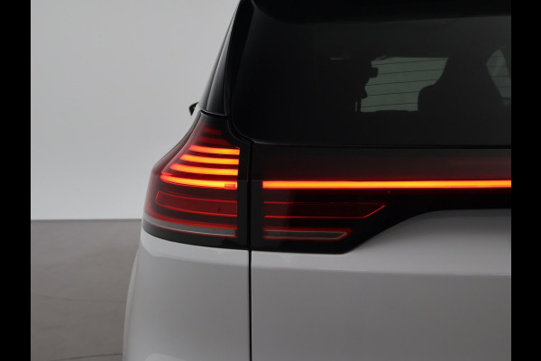Aiways U5 63kWh PREMIUM + SCHUIFDAK | LEDER | 19 INCH | 360 CAMERA | CARPLAY | ADAPTIVE CRUISE | STOELVERW.