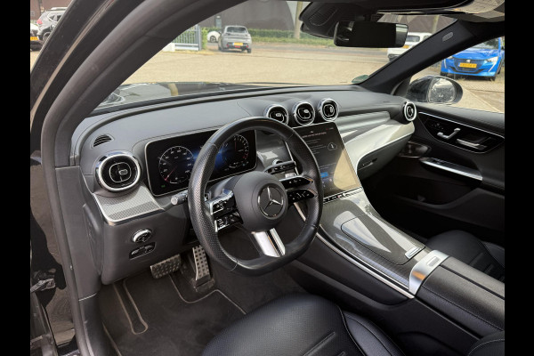 Mercedes-Benz GLC 300e 4MATIC AMG Line SUPER COMPLEET| MEMORY STOELEN| BURMESTER 3D AUDIO DIGITAL LIGHT| 360 CAMERA| ELEKTRISCHE ACHTERKLEP| ADAPTIEVE CRUISE CONTROL| DODE HOEK| CARPLAY| SFEERVERLICHTING