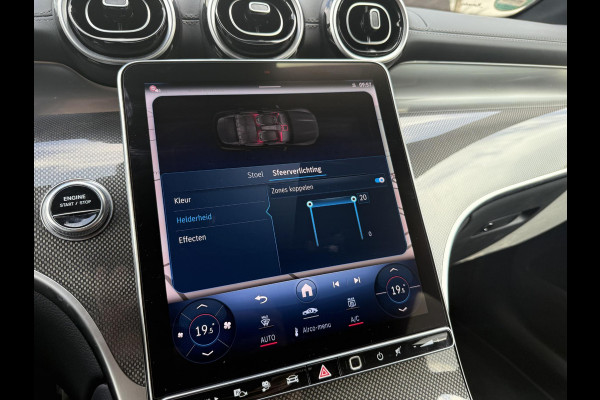 Mercedes-Benz GLC 300e 4MATIC AMG Line SUPER COMPLEET| MEMORY STOELEN| BURMESTER 3D AUDIO DIGITAL LIGHT| 360 CAMERA| ELEKTRISCHE ACHTERKLEP| ADAPTIEVE CRUISE CONTROL| DODE HOEK| CARPLAY| SFEERVERLICHTING
