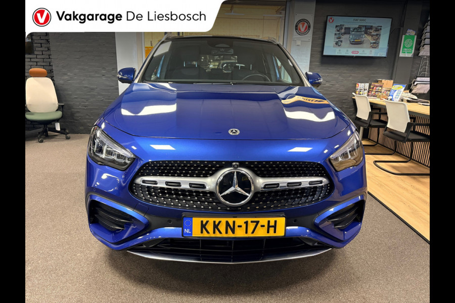 Mercedes-Benz GLA 250 e AMG Line |19 inch | 360camera| panoramadak|sfeer verlichting