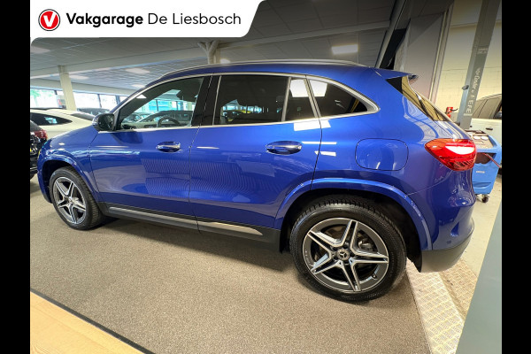 Mercedes-Benz GLA 250 e AMG Line |19 inch | 360camera| panoramadak|sfeer verlichting