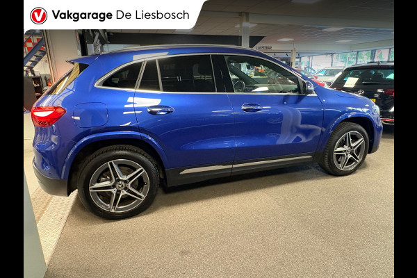 Mercedes-Benz GLA 250 e AMG Line |19 inch | 360camera| panoramadak|sfeer verlichting