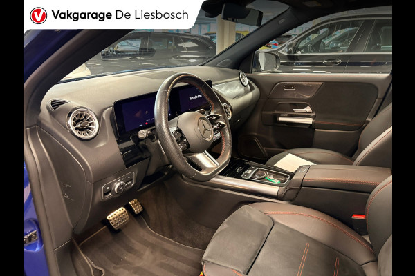 Mercedes-Benz GLA 250 e AMG Line |19 inch | 360camera| panoramadak|sfeer verlichting