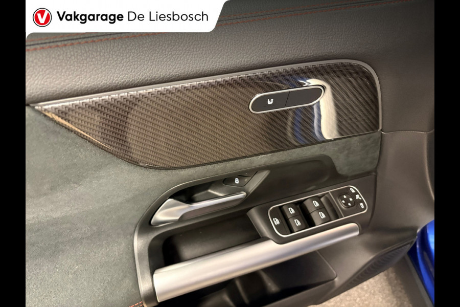 Mercedes-Benz GLA 250 e AMG Line |19 inch | 360camera| panoramadak|sfeer verlichting