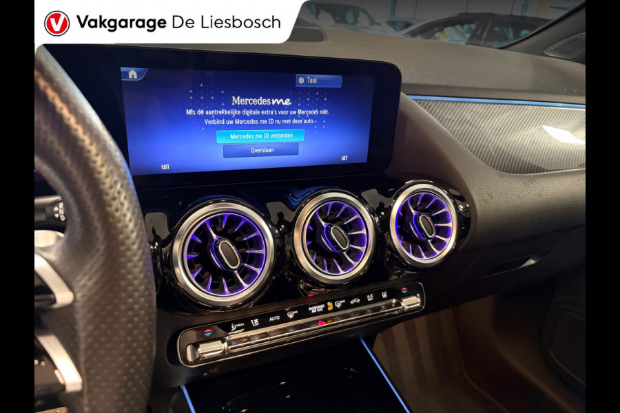 Mercedes-Benz GLA 250 e AMG Line |19 inch | 360camera| panoramadak|sfeer verlichting