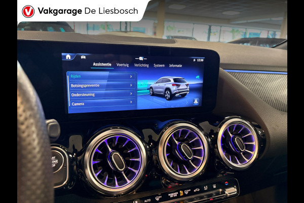 Mercedes-Benz GLA 250 e AMG Line |19 inch | 360camera| panoramadak|sfeer verlichting