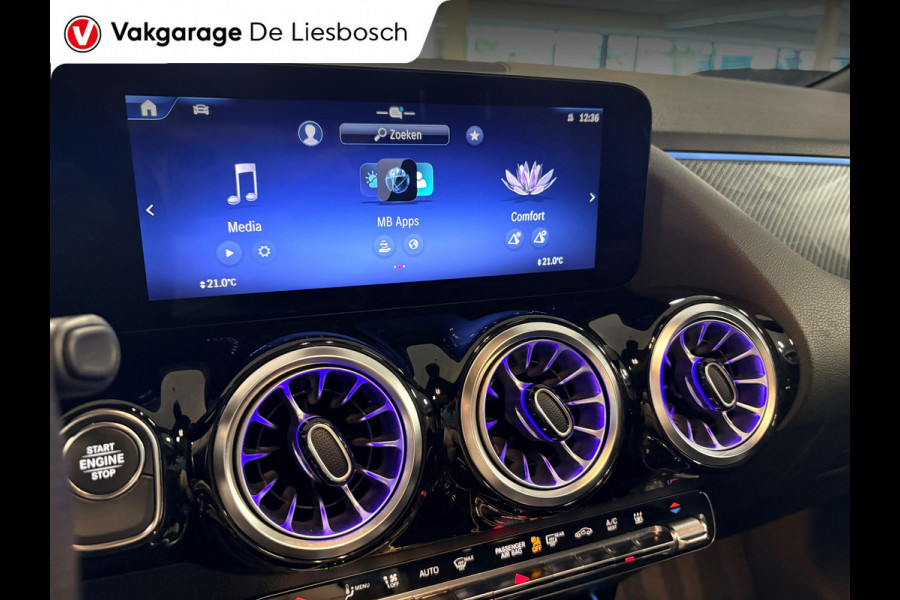 Mercedes-Benz GLA 250 e AMG Line |19 inch | 360camera| panoramadak|sfeer verlichting