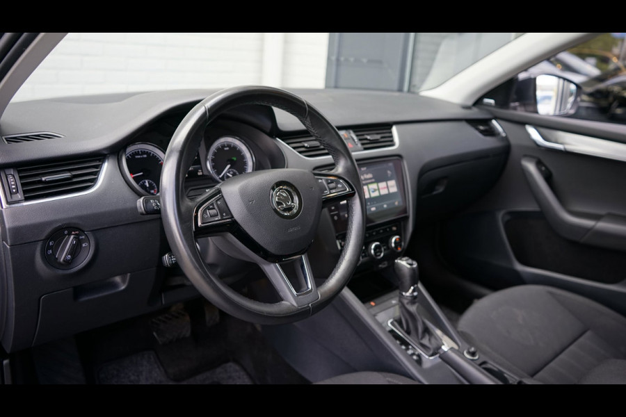 Škoda Octavia Combi 1.0 TSI Greentech AUTOMAAT-CANTON SOUND-CLIMA-CRUISE-KEYLESS-LED-NAVIGATIE-STOELVERWARMING