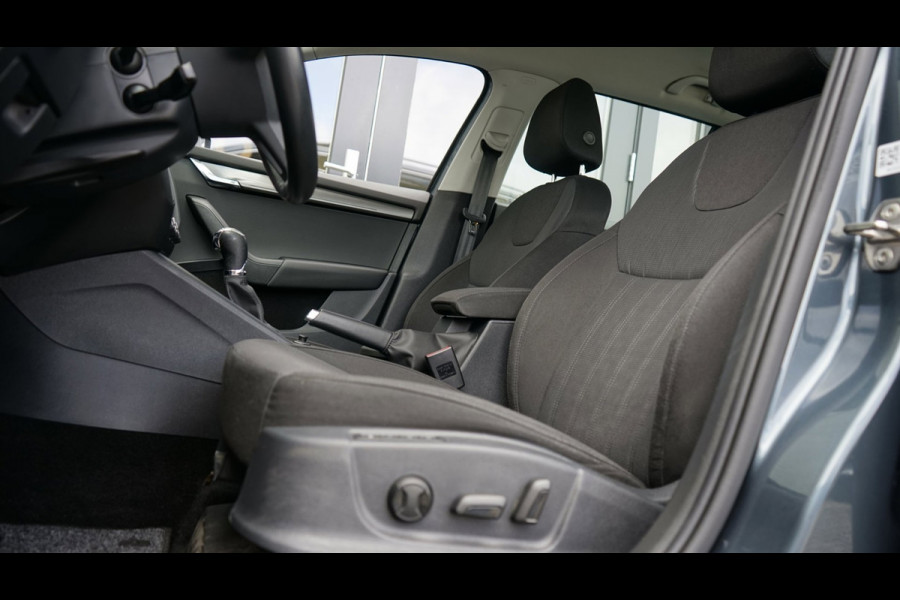 Škoda Octavia Combi 1.0 TSI Greentech AUTOMAAT-CANTON SOUND-CLIMA-CRUISE-KEYLESS-LED-NAVIGATIE-STOELVERWARMING