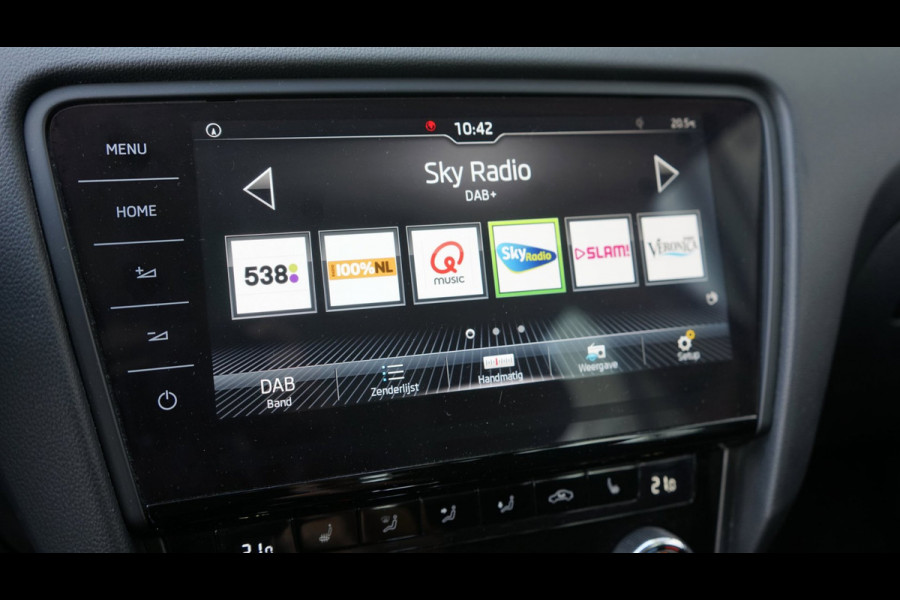 Škoda Octavia Combi 1.0 TSI Greentech AUTOMAAT-CANTON SOUND-CLIMA-CRUISE-KEYLESS-LED-NAVIGATIE-STOELVERWARMING