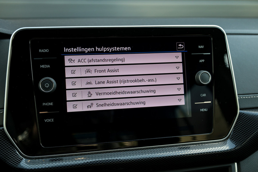 Volkswagen T-Cross 1.0 TSI R-Line Edition | R-LINE | ACC | IQ LIGHT | CAMERA | 18 INCH | VERLICHTE GRILL | DIGITAL |