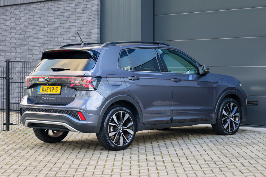 Volkswagen T-Cross 1.0 TSI R-Line Edition | R-LINE | ACC | IQ LIGHT | CAMERA | 18 INCH | VERLICHTE GRILL | DIGITAL |