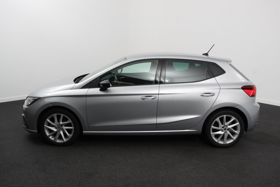 Seat Ibiza 1.0 TSI 110 pk DSG FR Navigatie Apple Carplay / Android Auto Climate Control Stoelverwarming Cruise control LED-koplampen