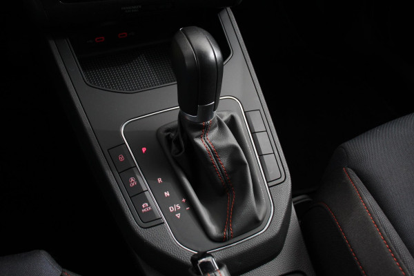 Seat Ibiza 1.0 TSI 110 pk DSG FR Navigatie Apple Carplay / Android Auto Climate Control Stoelverwarming Cruise control LED-koplampen