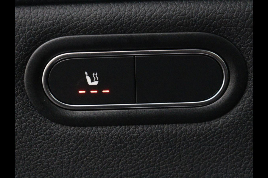 Mercedes-Benz A-Klasse 250e Style | SOH 92% | Stoelverwarming | Sfeerverlichting | Keyless | Camera | Navigatie | Widescreen | Half leder | Side Assist | Climate control | Bluetooth | PHEV | Plug In