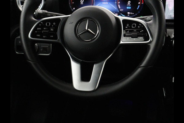 Mercedes-Benz A-Klasse 250e Style | SOH 92% | Stoelverwarming | Sfeerverlichting | Keyless | Camera | Navigatie | Widescreen | Half leder | Side Assist | Climate control | Bluetooth | PHEV | Plug In