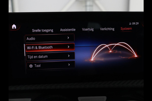 Mercedes-Benz A-Klasse 250e Style | SOH 92% | Stoelverwarming | Sfeerverlichting | Keyless | Camera | Navigatie | Widescreen | Half leder | Side Assist | Climate control | Bluetooth | PHEV | Plug In