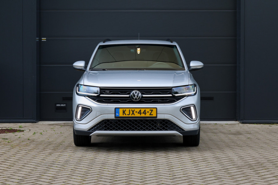 Volkswagen T-Cross 1.0 TSI R-Line Edition | R-LINE | ACC | IQ LIGHT | CAMERA | 18 INCH | VERLICHTE GRILL | DIGITAL |