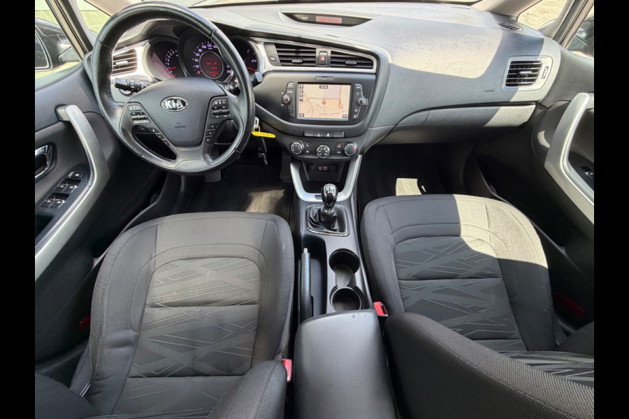 Kia cee'd 1.4 CVVT, CarPlay, Cruise, PDC, Camera