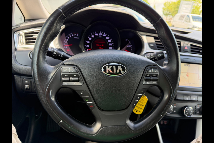 Kia cee'd 1.4 CVVT, CarPlay, Cruise, PDC, Camera