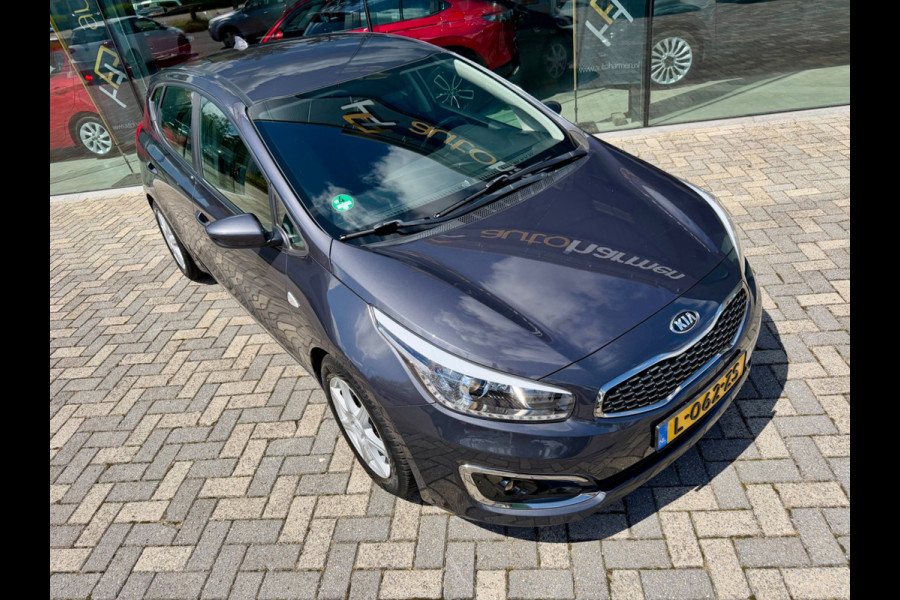Kia cee'd 1.4 CVVT, CarPlay, Cruise, PDC, Camera