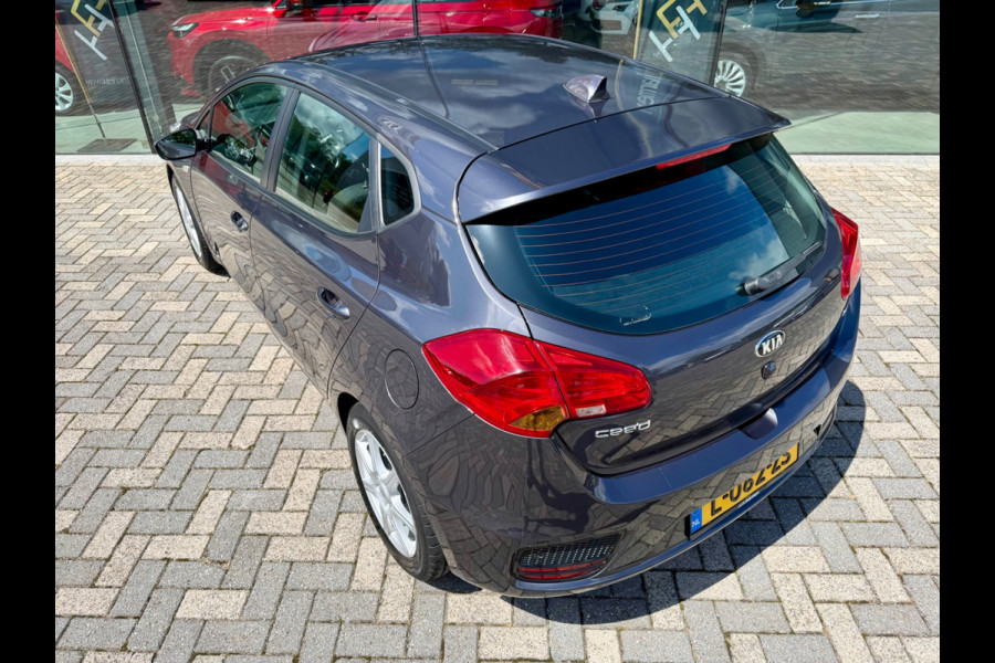 Kia cee'd 1.4 CVVT, CarPlay, Cruise, PDC, Camera