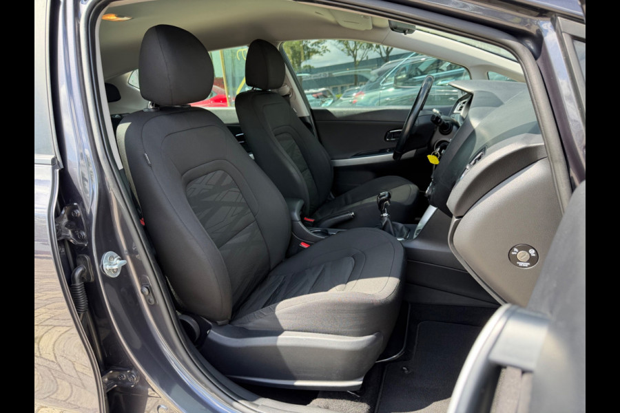 Kia cee'd 1.4 CVVT, CarPlay, Cruise, PDC, Camera