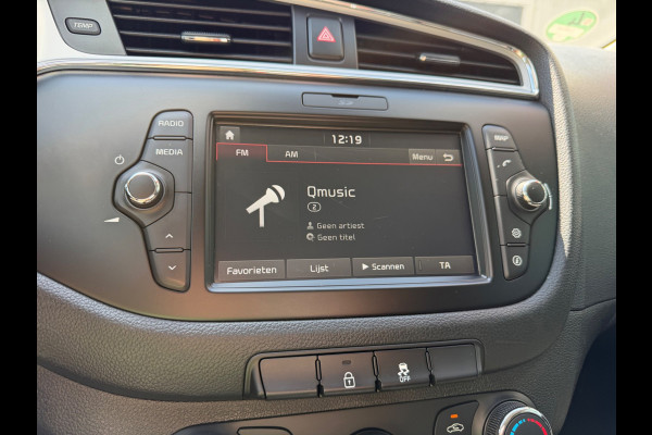 Kia cee'd 1.4 CVVT, CarPlay, Cruise, PDC, Camera