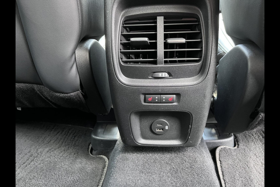 Ford Kuga 2.5 PHEV Vignale 225pk | Driver Assistance Pack | Technology Pack | Winterpack | Wegklapbare Trekhaak | 1.500kg Trekgewicht