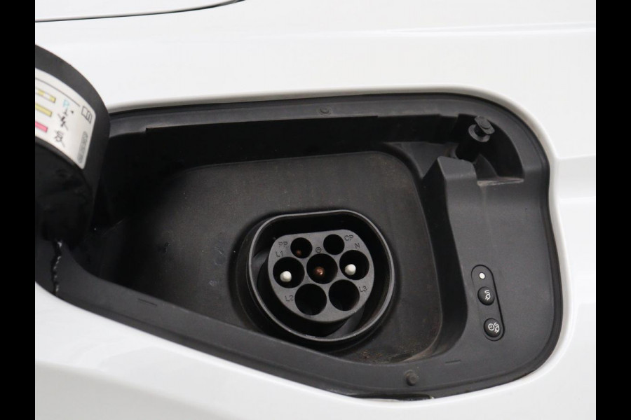 Seat Tarraco 1.4 TSI e-Hybrid PHEV FR | SOH 91,2% | Trekhaak | Stoelverwarming | 360 Camera | Adaptive cruise | Alcantara | Carplay | Navigatie | 20'' | Side Assist | Full LED | Plug In