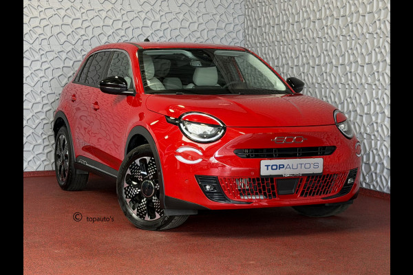 Fiat 600 1.2 HYBRID LA PRIMA CAMERA CARPLAY ADAP.CRUISE STOELVERW. ELEK.KLEP LEER MASSAGE ELEK.STOEL 18''LMV ✅ Top Auto Fiat Wijchen , 30 Jaar ervaring in Fiat , Wij leveren de : Icon / La Prima / Pop / Sport . Urban / Benzine / Hybrid . Met Fabrieksgarantie ✅