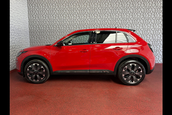 Fiat 600 1.2 HYBRID LA PRIMA STOELVERW. ELEK.KLEP LEER MASSAGE CAMERA CARPLAY ADAP.CRUISE ELEK.STOEL 18''LMV ✅ Top Auto Fiat Wijchen , 30 Jaar ervaring in Fiat , Wij leveren de : Icon / La Prima / Pop / Sport . Urban / Benzine / Hybrid . Met Fabrieksgarantie ✅