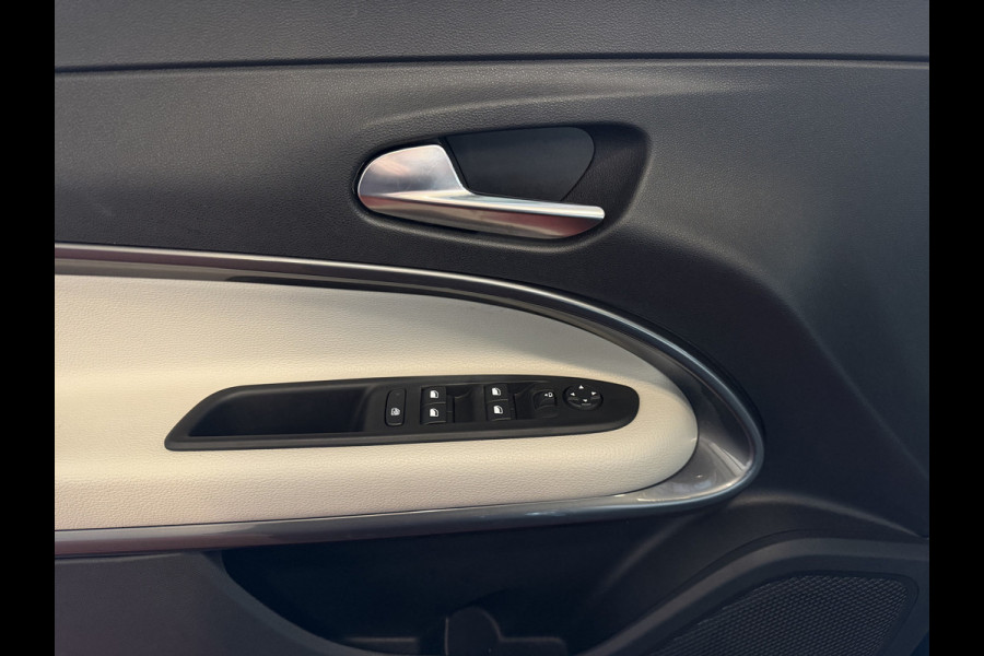 Fiat 600 1.2 HYBRID LA PRIMA STOELVERW. ELEK.KLEP LEER MASSAGE CAMERA CARPLAY ADAP.CRUISE ELEK.STOEL 18''LMV ✅ Top Auto Fiat Wijchen , 30 Jaar ervaring in Fiat , Wij leveren de : Icon / La Prima / Pop / Sport . Urban / Benzine / Hybrid . Met Fabrieksgarantie ✅
