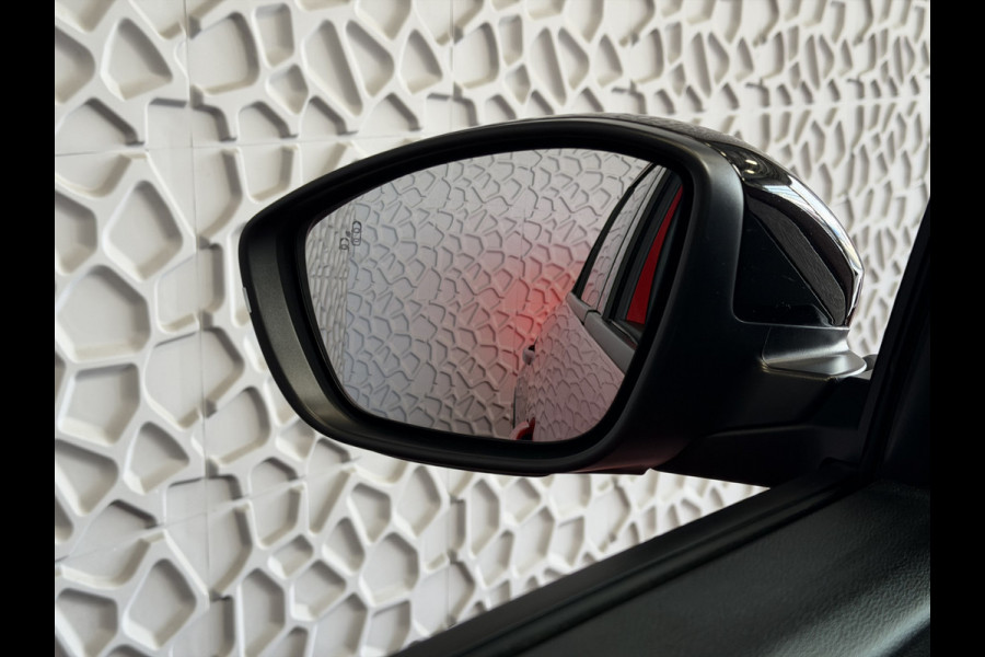 Fiat 600 1.2 HYBRID LA PRIMA STOELVERW. ELEK.KLEP LEER MASSAGE CAMERA CARPLAY ADAP.CRUISE ELEK.STOEL 18''LMV ✅ Top Auto Fiat Wijchen , 30 Jaar ervaring in Fiat , Wij leveren de : Icon / La Prima / Pop / Sport . Urban / Benzine / Hybrid . Met Fabrieksgarantie ✅