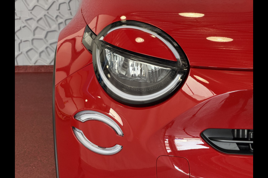 Fiat 600 1.2 HYBRID LA PRIMA STOELVERW. ELEK.KLEP LEER MASSAGE CAMERA CARPLAY ADAP.CRUISE ELEK.STOEL 18''LMV ✅ Top Auto Fiat Wijchen , 30 Jaar ervaring in Fiat , Wij leveren de : Icon / La Prima / Pop / Sport . Urban / Benzine / Hybrid . Met Fabrieksgarantie ✅