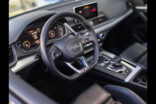 Audi Q5 55 TFSI e quattro Competition | S-Line | Luchtvering | Leder | Pano