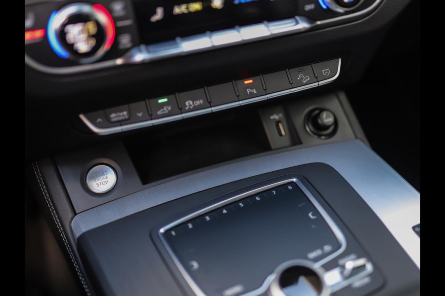 Audi Q5 55 TFSI e quattro Competition | S-Line | Luchtvering | Leder | Pano