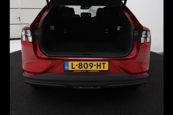 Ford Mustang Mach-E RWD 75 kWh | SOH 91% | Panoramadak | 360 Camera | Leder | Stoelverwarming | B&O Sound | Adaptive cruise | Park Assist | Keyless | Carplay | Navigatie | Full LED