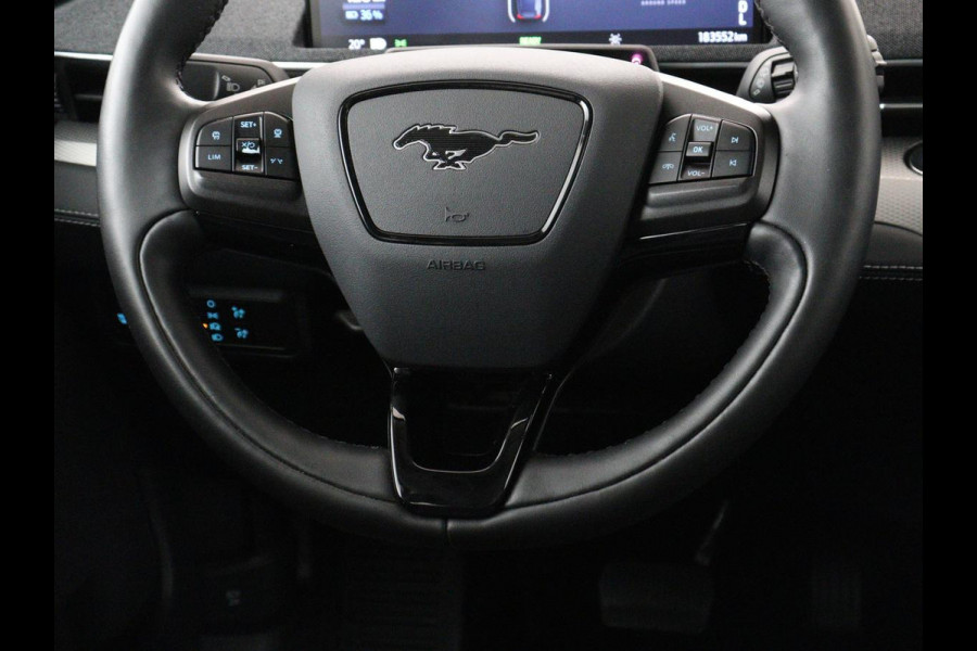 Ford Mustang Mach-E RWD 75 kWh | SOH 91% | Panoramadak | 360 Camera | Leder | Stoelverwarming | B&O Sound | Adaptive cruise | Park Assist | Keyless | Carplay | Navigatie | Full LED