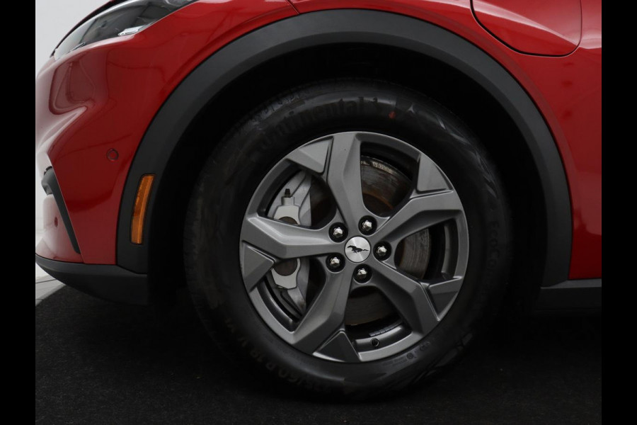 Ford Mustang Mach-E RWD 75 kWh | SOH 91% | Panoramadak | 360 Camera | Leder | Stoelverwarming | B&O Sound | Adaptive cruise | Park Assist | Keyless | Carplay | Navigatie | Full LED