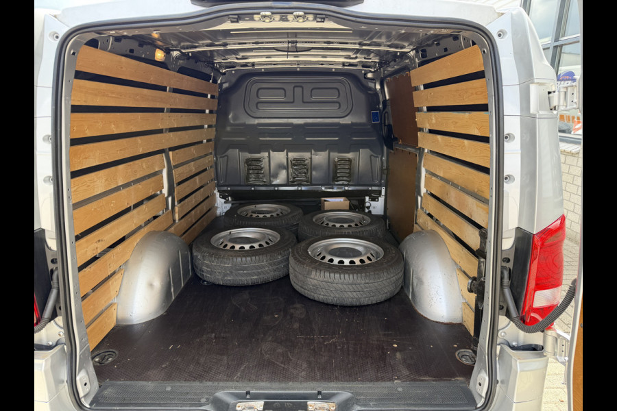 Mercedes-Benz Vito 114 CDI automaat Lang L2H1 / vaste prijs rijklaar € 24.950 ex btw / euro 6 / bpm vrij / lease vanaf € / trekhaak / airco / cruise / navigatie / camera / lichtmetalen velgen !