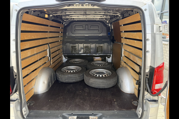 Mercedes-Benz Vito 114 CDI automaat Lang L2H1 / vaste prijs rijklaar € 24.950 ex btw / euro 6 / bpm vrij / lease vanaf € / trekhaak / airco / cruise / navigatie / camera / lichtmetalen velgen !