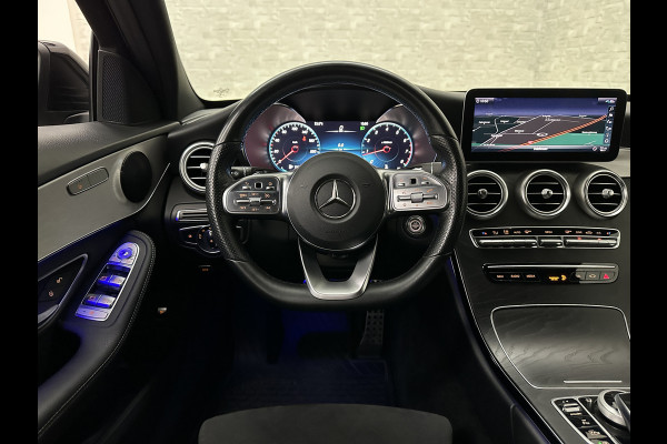Mercedes-Benz C-Klasse Estate 180 AMG-Line | Origineel NL | Multibeam-LED | Widescreen | Sfeerverlichting | Night-Pakket | Stoelverwarming | Achteruitrij-Camera | Carplay | Comand Navi | Dealer Onderhouden | Draadloos Laden |