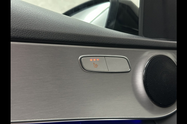 Mercedes-Benz C-Klasse Estate 180 AMG-Line | Origineel NL | Multibeam-LED | Widescreen | Sfeerverlichting | Night-Pakket | Stoelverwarming | Achteruitrij-Camera | Carplay | Comand Navi | Dealer Onderhouden | Draadloos Laden |