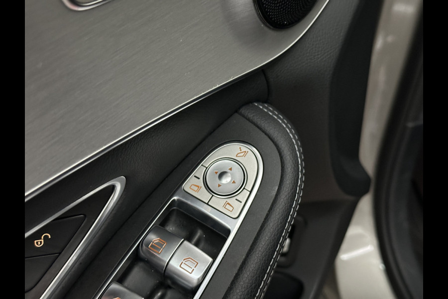 Mercedes-Benz C-Klasse Estate 180 AMG-Line | Origineel NL | Multibeam-LED | Widescreen | Sfeerverlichting | Night-Pakket | Stoelverwarming | Achteruitrij-Camera | Carplay | Comand Navi | Dealer Onderhouden | Draadloos Laden |