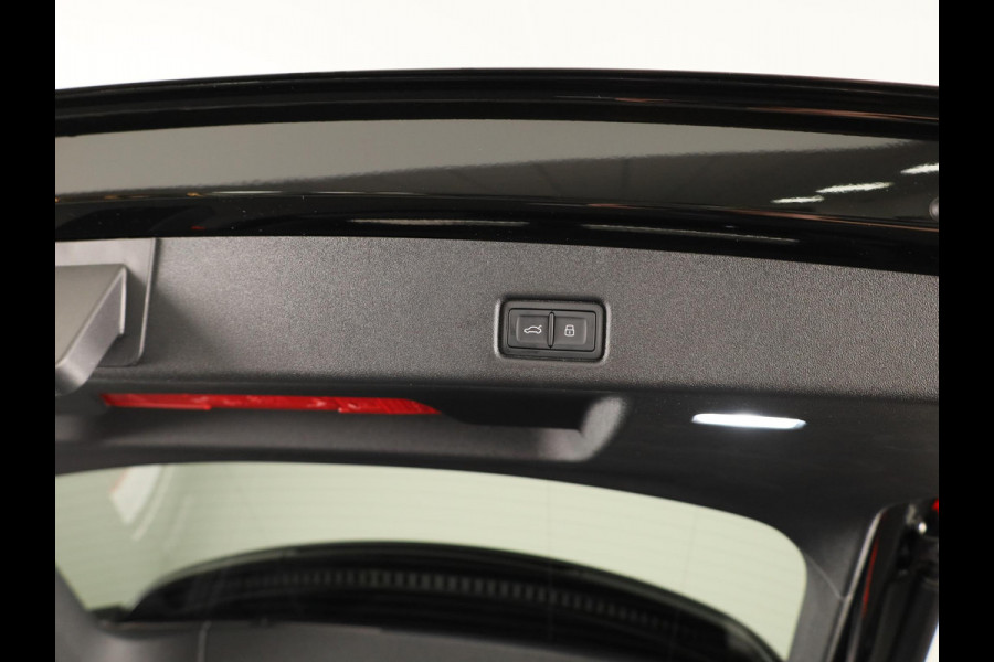 Audi Q5 S edition e-hybrid 299 pk | Techniekpakket plus | Panorama-glasdak | Optiekpakket zwart-glanzend | Geheugen bestuurdersstoel |