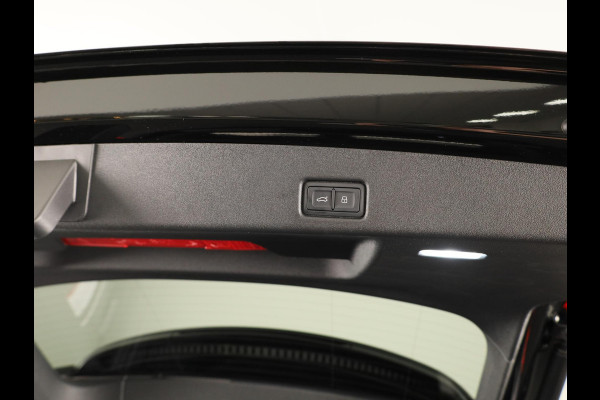 Audi Q5 S edition e-hybrid 299 pk | Techniekpakket plus | Panorama-glasdak | Optiekpakket zwart-glanzend | Geheugen bestuurdersstoel |
