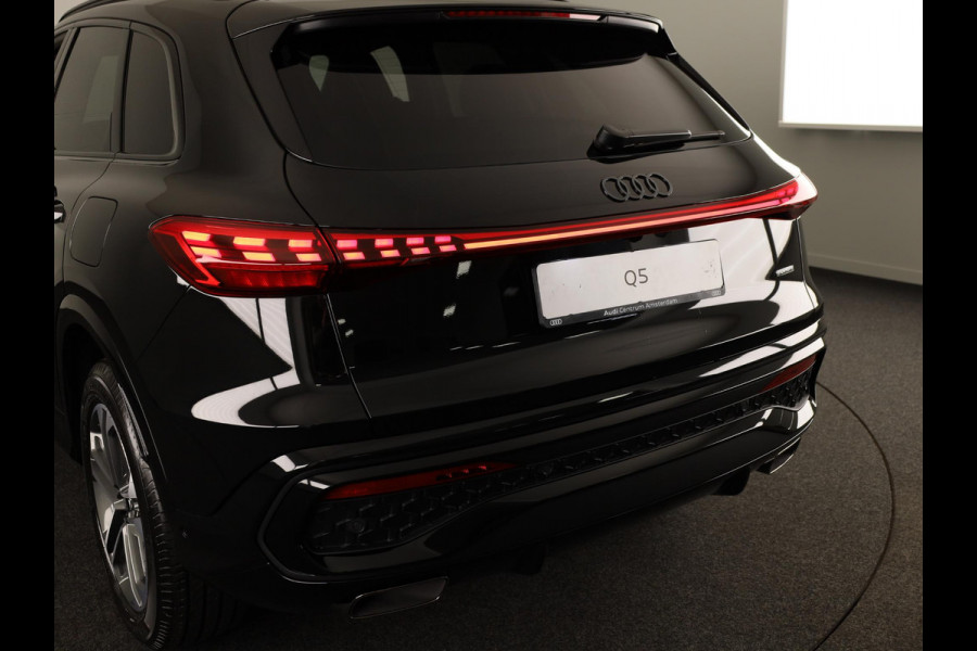Audi Q5 S edition e-hybrid 299 pk | Techniekpakket plus | Panorama-glasdak | Optiekpakket zwart-glanzend | Geheugen bestuurdersstoel |