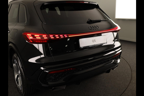Audi Q5 S edition e-hybrid 299 pk | Techniekpakket plus | Panorama-glasdak | Optiekpakket zwart-glanzend | Geheugen bestuurdersstoel |