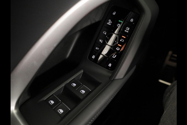 Audi Q5 S edition e-hybrid 299 pk | Techniekpakket plus | Panorama-glasdak | Optiekpakket zwart-glanzend | Geheugen bestuurdersstoel |